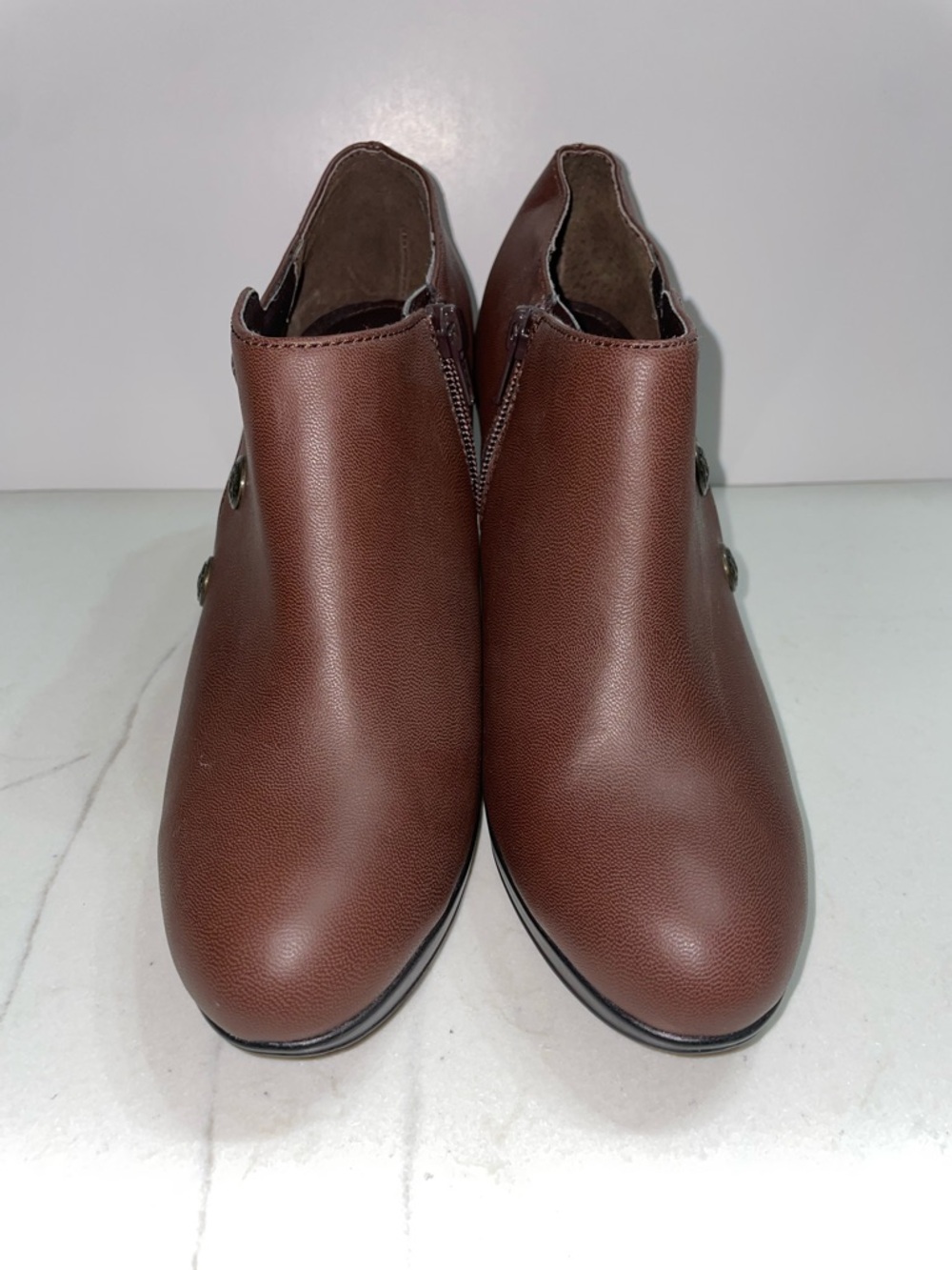 Rialto Chestnut Brown Leather Button Detailing Ankle Boots Women’s Size 8 1/2